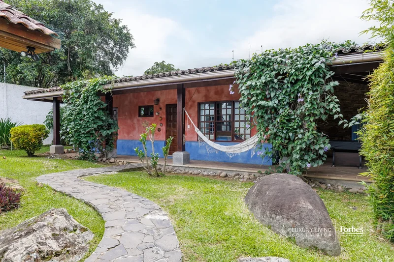 San José Province, San Rafael de Escazú, Costa Rica, San Rafael de Escazú, San José Province, Costa Rica. - Photo 3