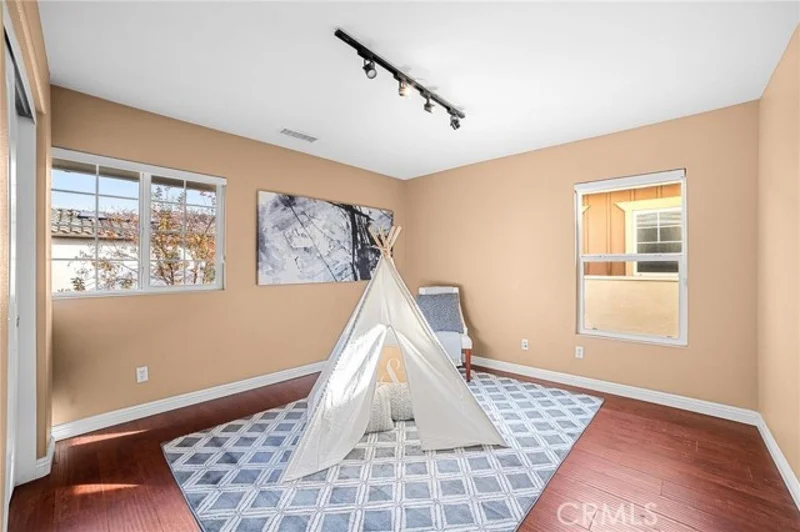 14578 Manchester, Chino, California, United States. - Photo 23