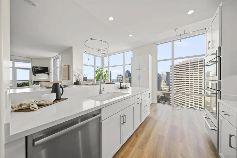 550 Front St 2303, San Diego, California, United States. - Photo 47