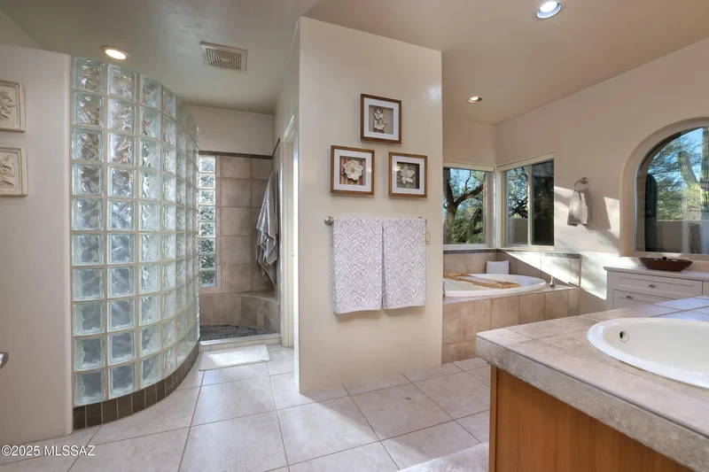 12914 E Camino Remuda, Tucson, AZ, 85749, USA, Tucson, Arizona, United States. - Photo 24