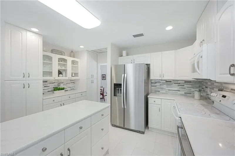 5411 Harborage DR, Fort Myers, Florida, United States. - Photo 8