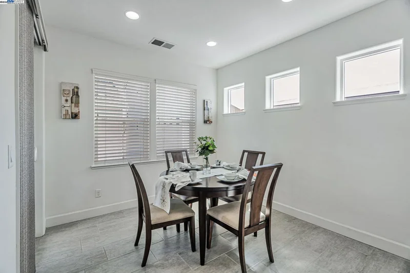 705 Cannery Pl, San Jose, California, United States. - Photo 31