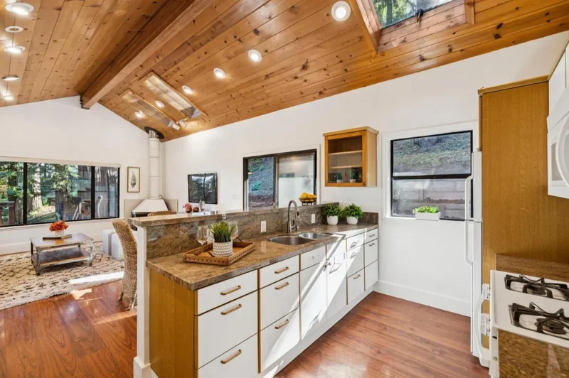 20080 Gist Road, Los Gatos, California, United States. - Photo 11