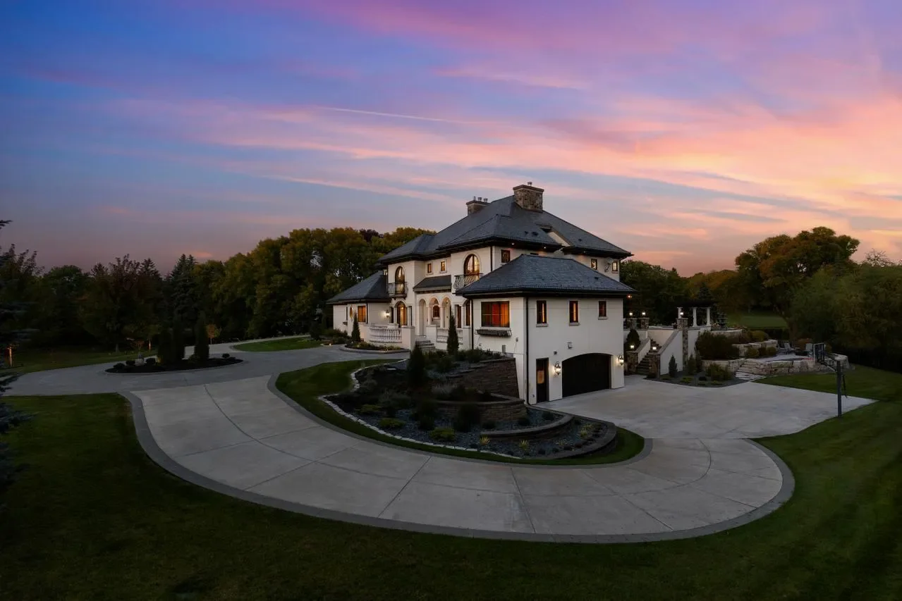 1560 Hunter Drive, Medina, MN 55391, Medina, Minnesota, United States. - Photo 34