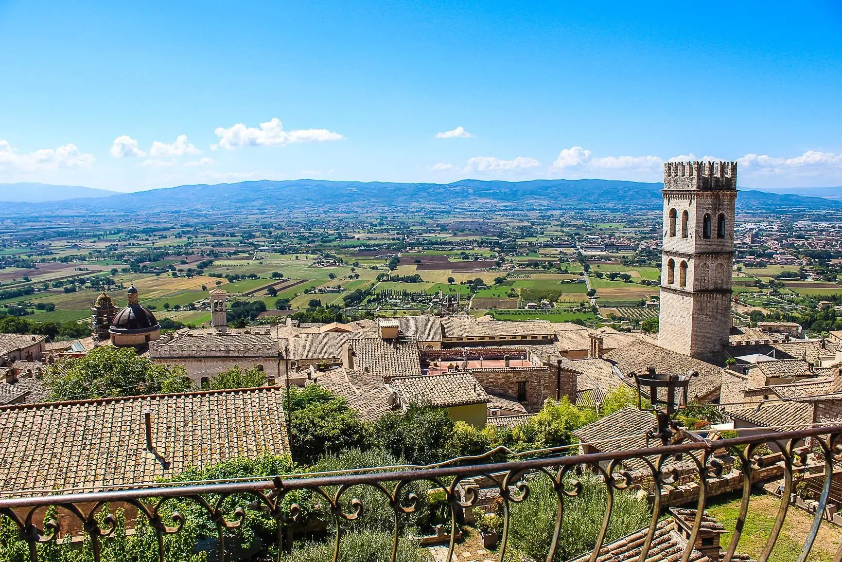 Casa indipendente in vendita a Assisi, Assisi centro