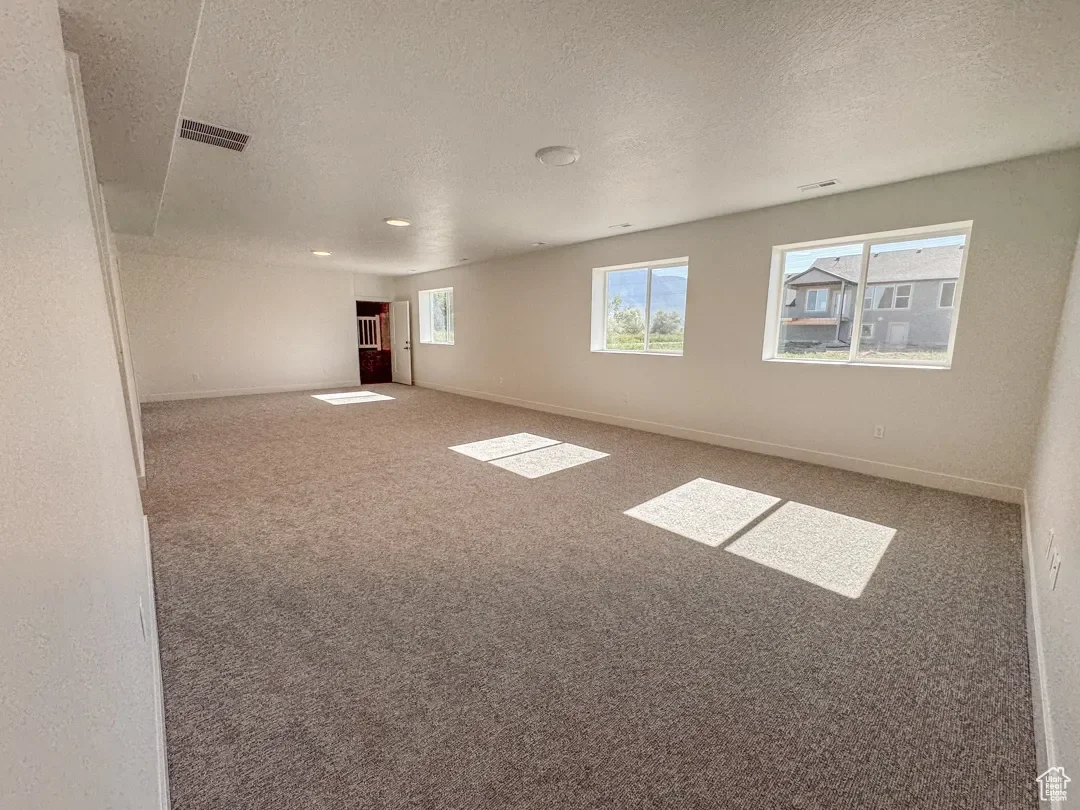 2794 N BUCKSKIN DR 213, Ogden, Utah, United States. - Photo 33