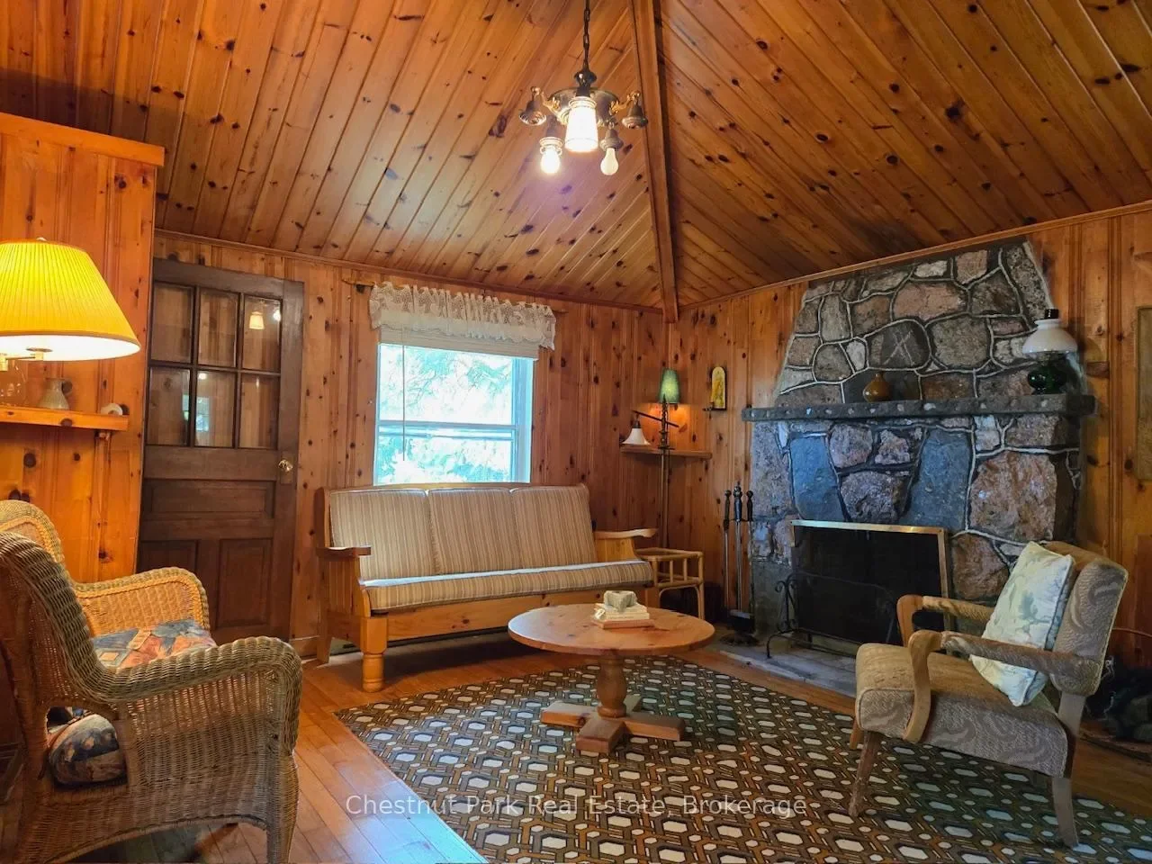 1 & 2 -1051 WIGWAM LODGE Road, Gravenhurst, Ontario, Canada. - Photo 9