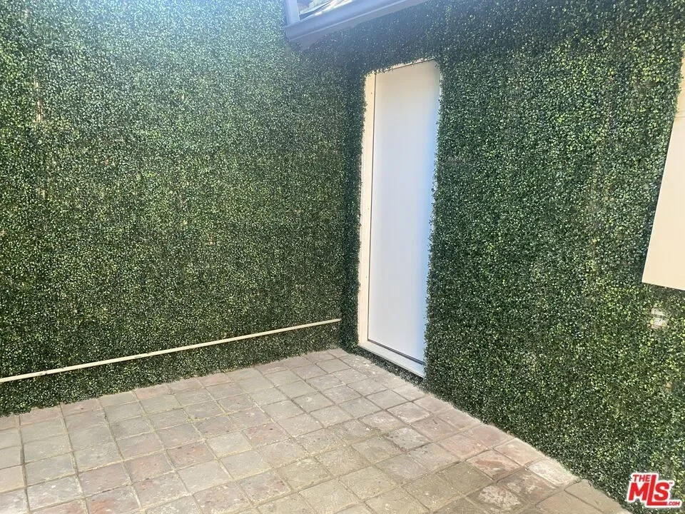 4559 Morella Avenue, Los Angeles, California, United States. - Photo 43