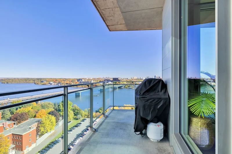 185 Rue Laurier 1804, Gatineau, Quebec, Canada. - Photo 2