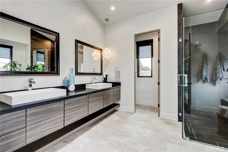 118 Via Buena Ventura, Redondo Beach, CA, 90277, USA, Torrance, California, United States. - Photo 32