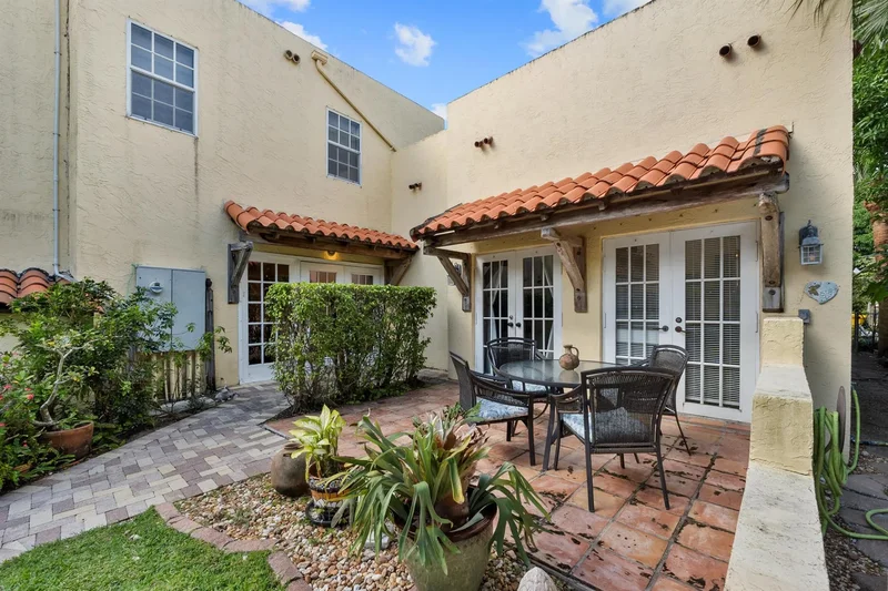 1608 Lake Avenue, West Palm Beach, Florida, United States. - Photo 21