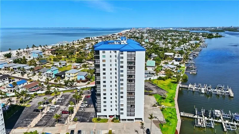 4753  1201, Fort Myers Beach, FL, United States. - Photo 40