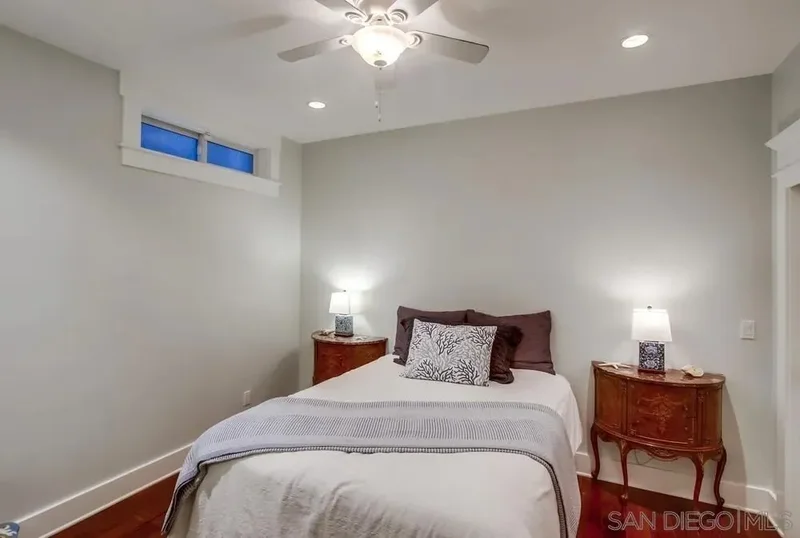 240 B Avenue, Coronado, California, United States. - Photo 31