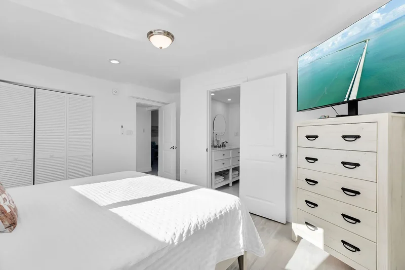 571 8th Street, Key Colony Beach, FL 33050, Key Colony Beach, Florida, United States. - Photo 39