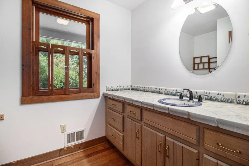 10989 Scio Church Road, Chelsea, MI, 48118, USA, Chelsea, Michigan, United States. - Photo 27