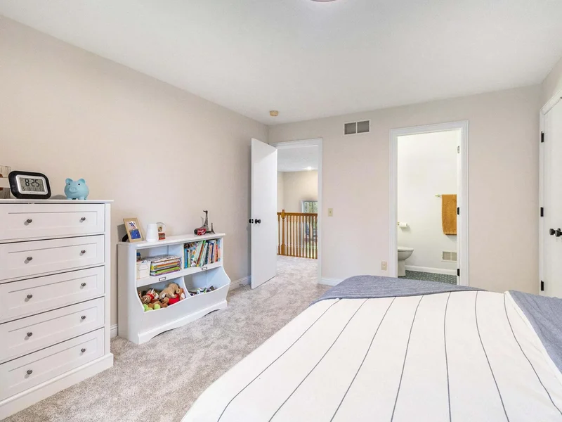 5650 Blue Spruce Lane, Kalamazoo, MI 49009, Kalamazoo, Michigan, United States. - Photo 34