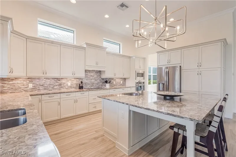 6424 Pembroke Way, Naples, Florida, United States. - Photo 37