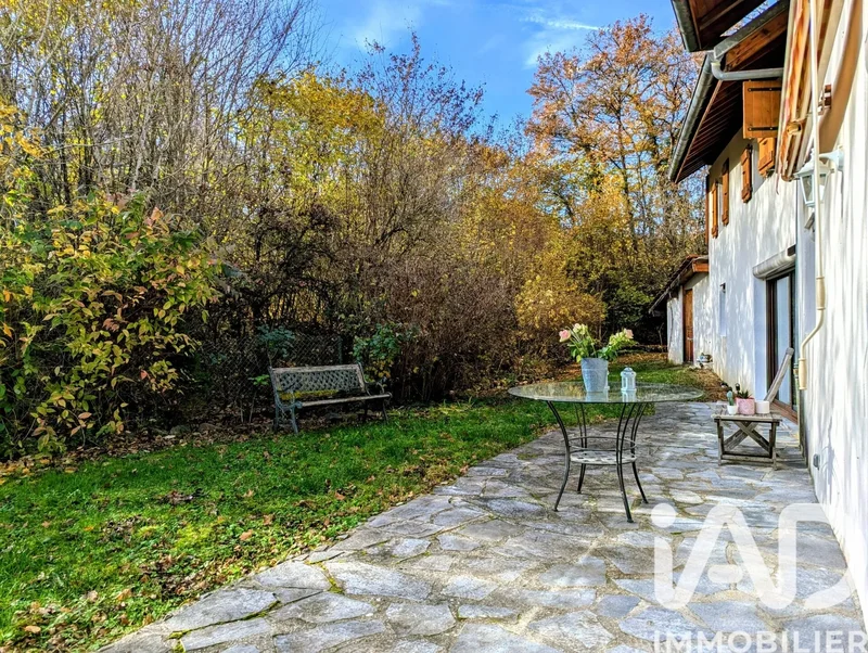 Pers-Jussy, Auvergne-Rhône-Alpes, France. - Photo 8