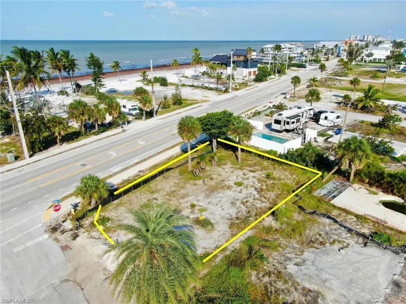 3891, Fort Myers Beach, Florida, United States. - Photo 8
