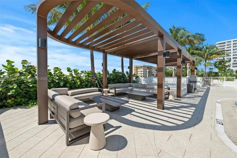 900 N Ocean Blvd 1606, Hillsboro Beach, Florida, United States. - Photo 30