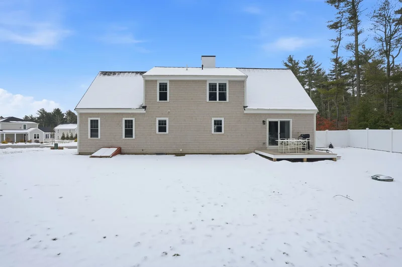 10 Checkerberry Circle, Duxbury, MA 02332, Duxbury, Massachusetts, United States. - Photo 28