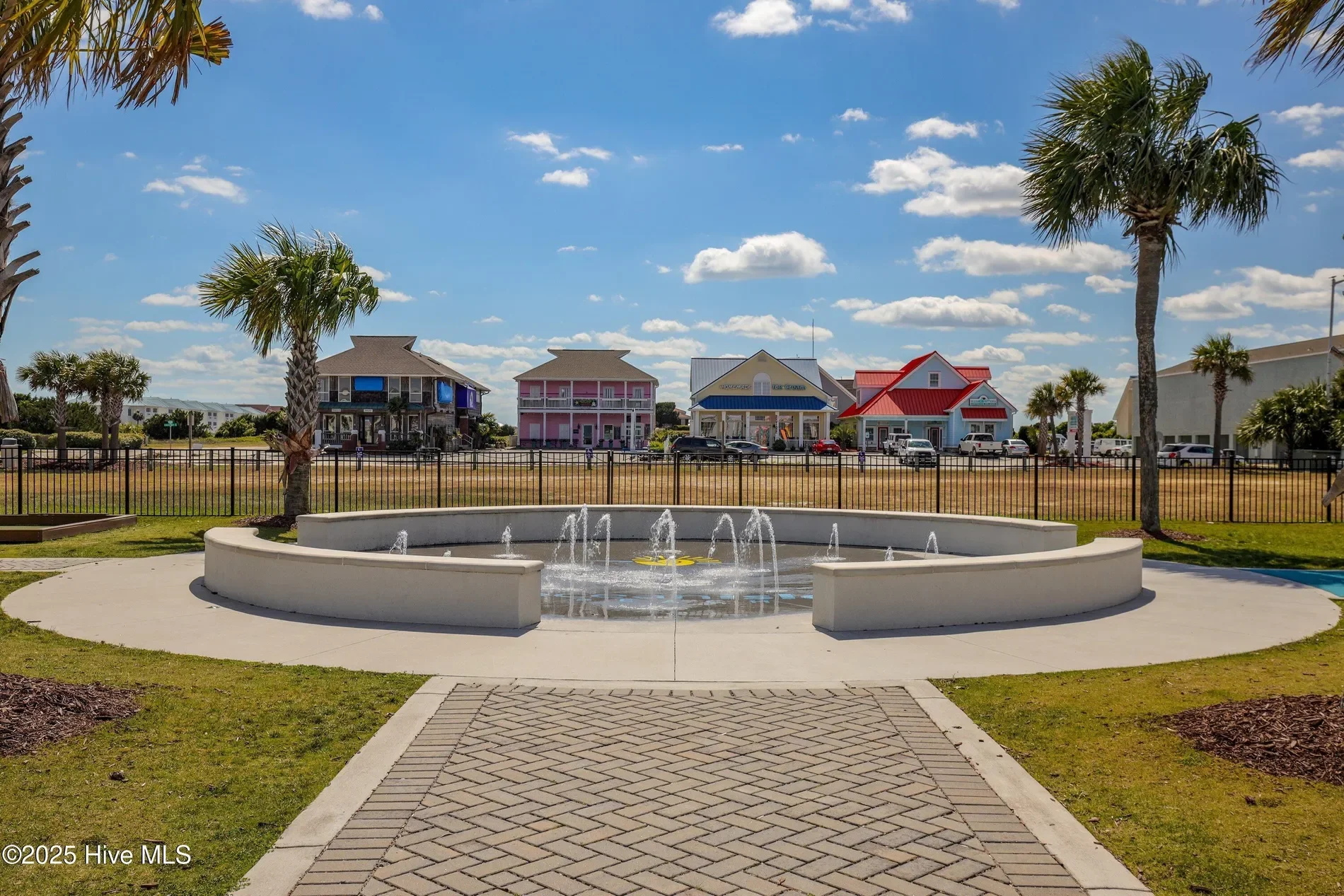 Single Family Residence in Ocean Isle Beach