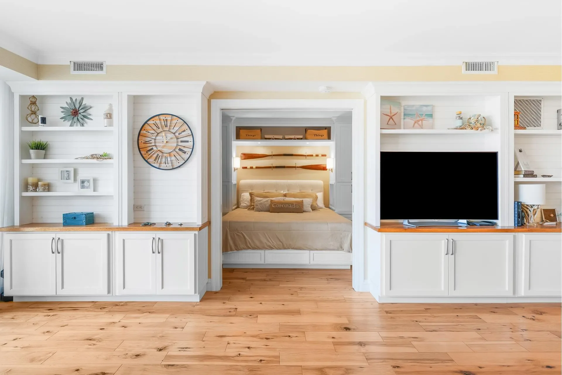1720 Avenida Del Mundo, Coronado, California, United States. - Photo 15