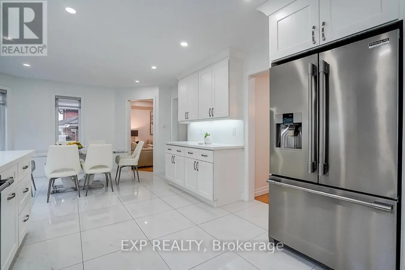 14 PRINCE DRIVE, Bradford West Gwillimbury, Ontario, Canada. - Photo 21