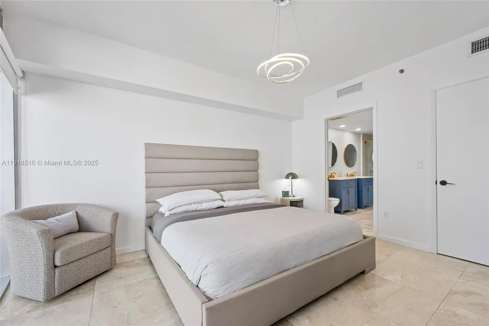 485 Brickell Ave 3503, Miami, Florida, United States. - Photo 18