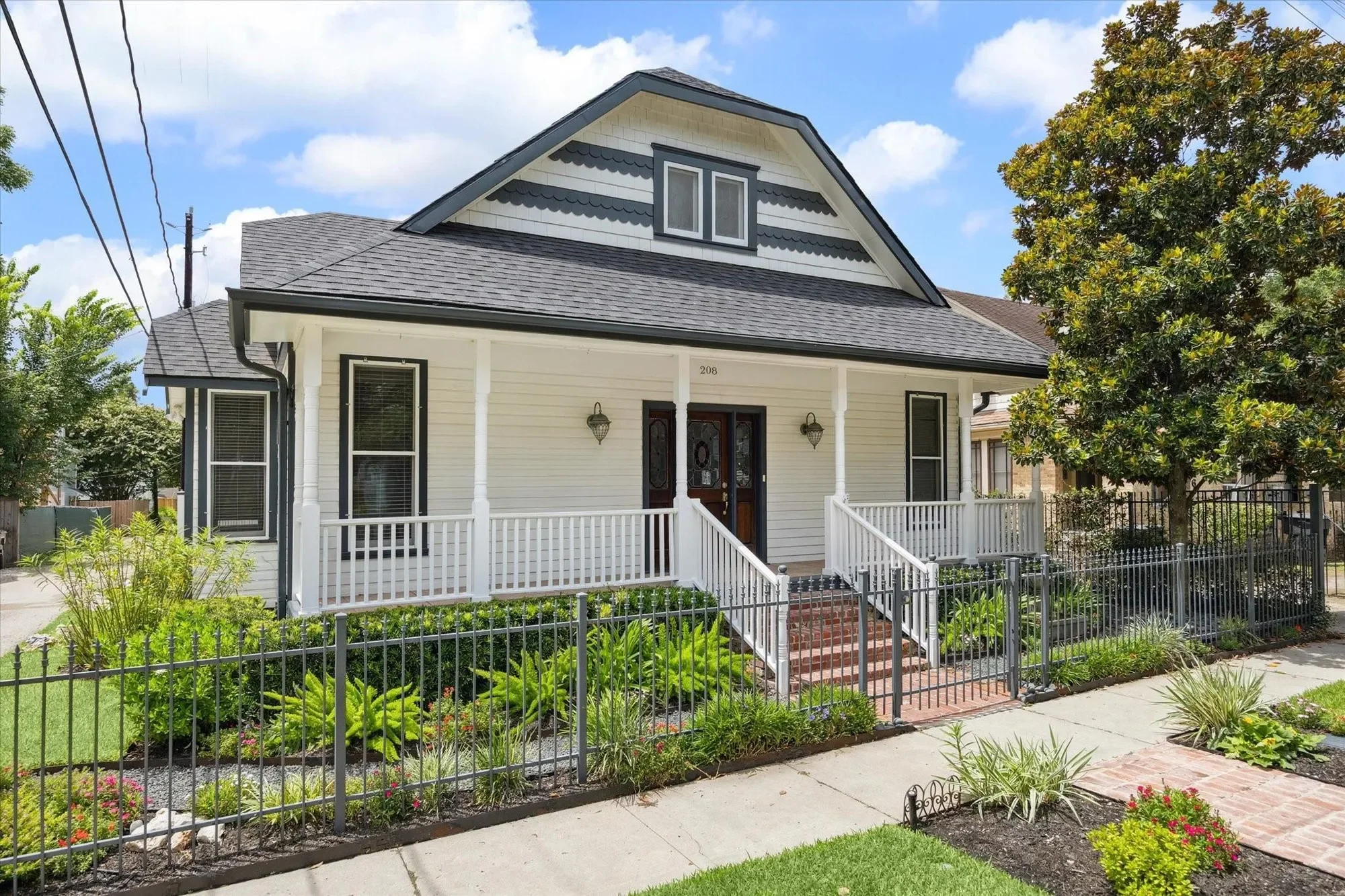 208 E 12th Street, Houston, Texas, United States. - Photo 30