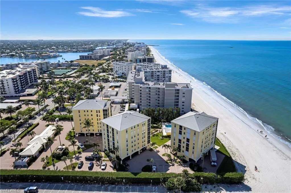 3483 Gulf Shore BLVD, #105, Naples, FL, 34103, USA, Naples, Florida, United States. - Photo 39