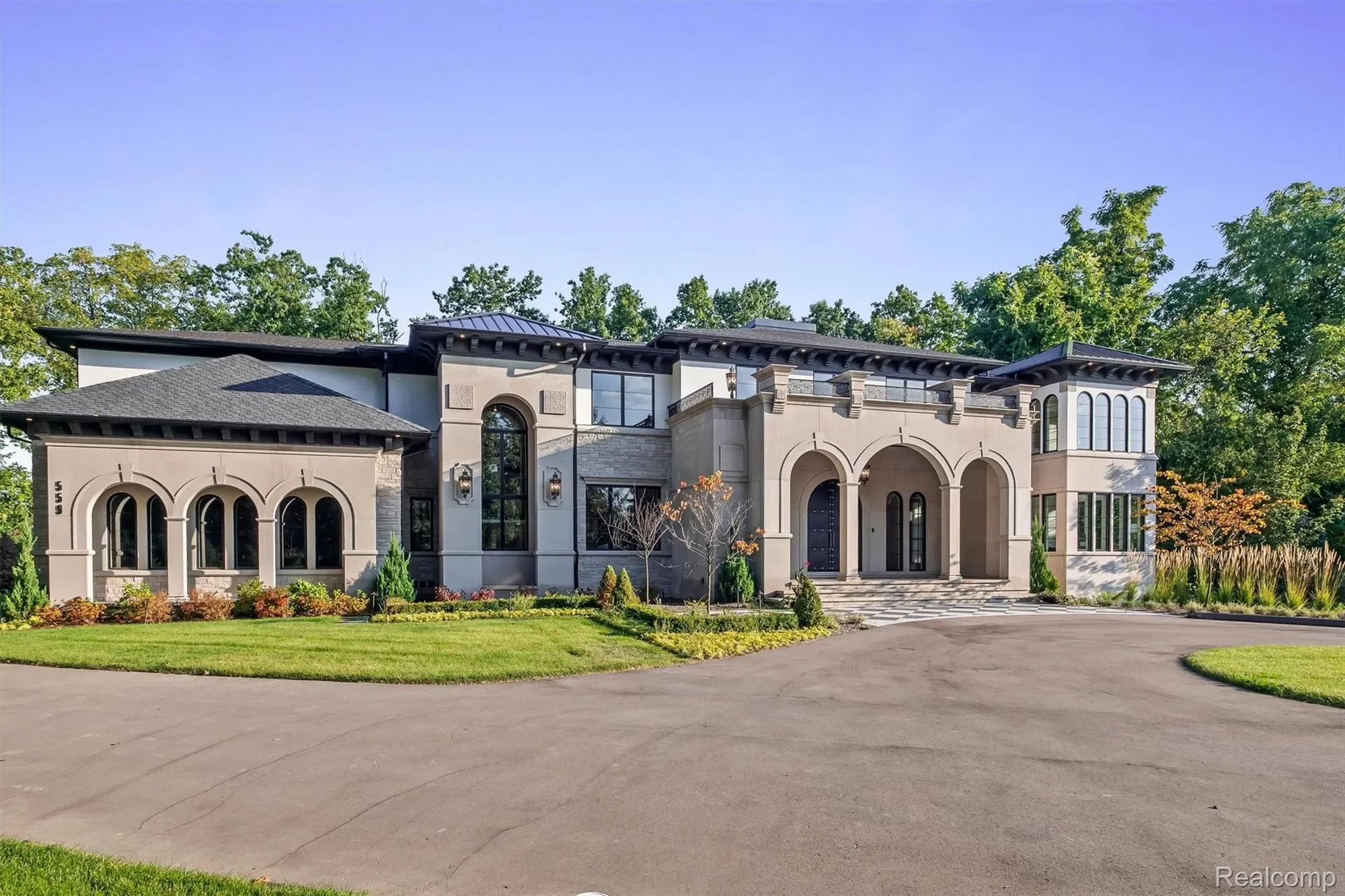 559 Barrington Park Drive, Bloomfield Hills, MI 48304, Bloomfield Hills, Michigan, United States. - Photo 17