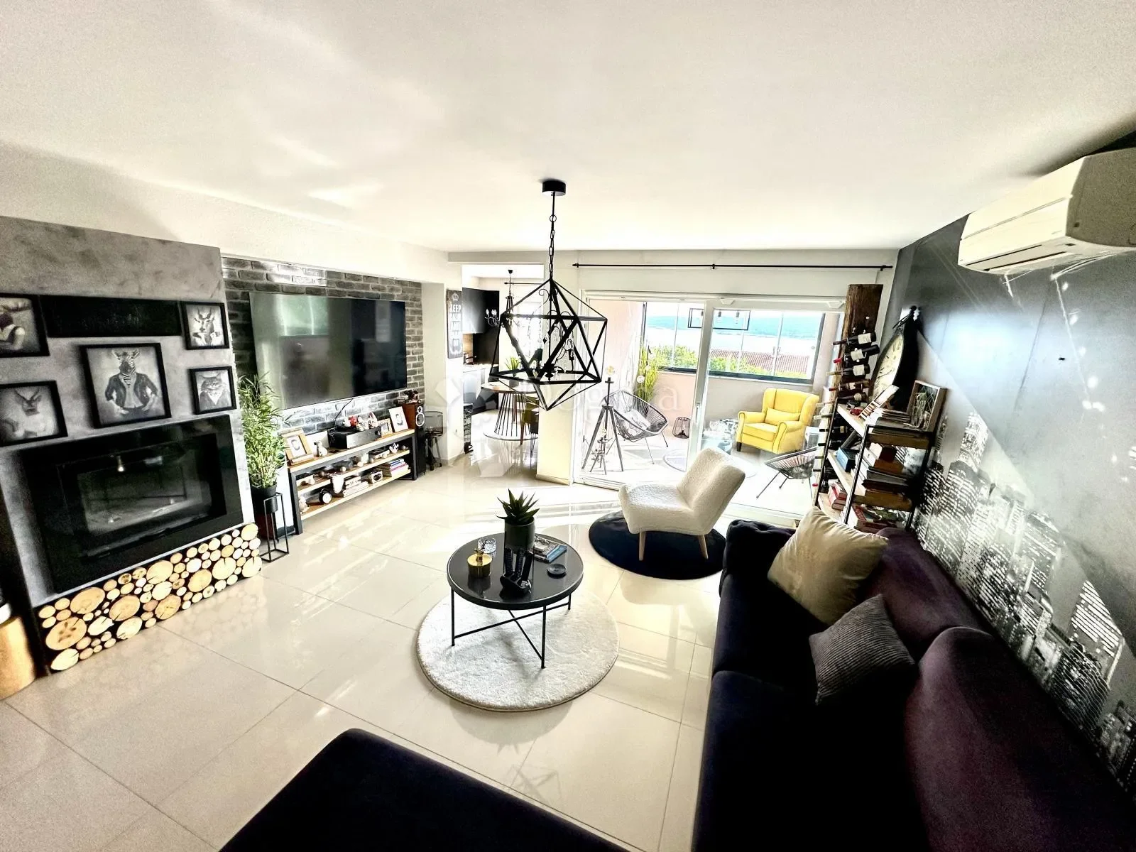Gallery photo 6