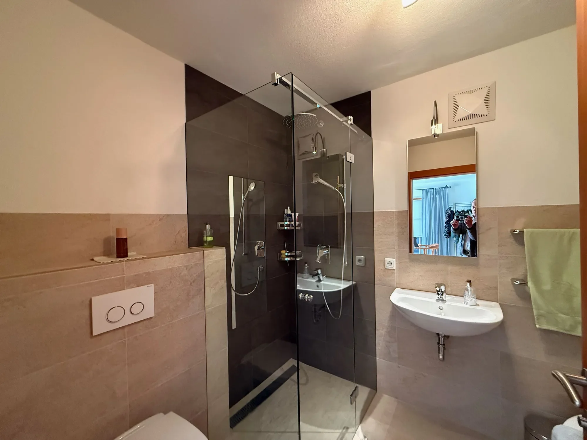 6370 Kitzbuhel, Austria, Kitzbuhel, Tyrol, Austria. - Photo 25