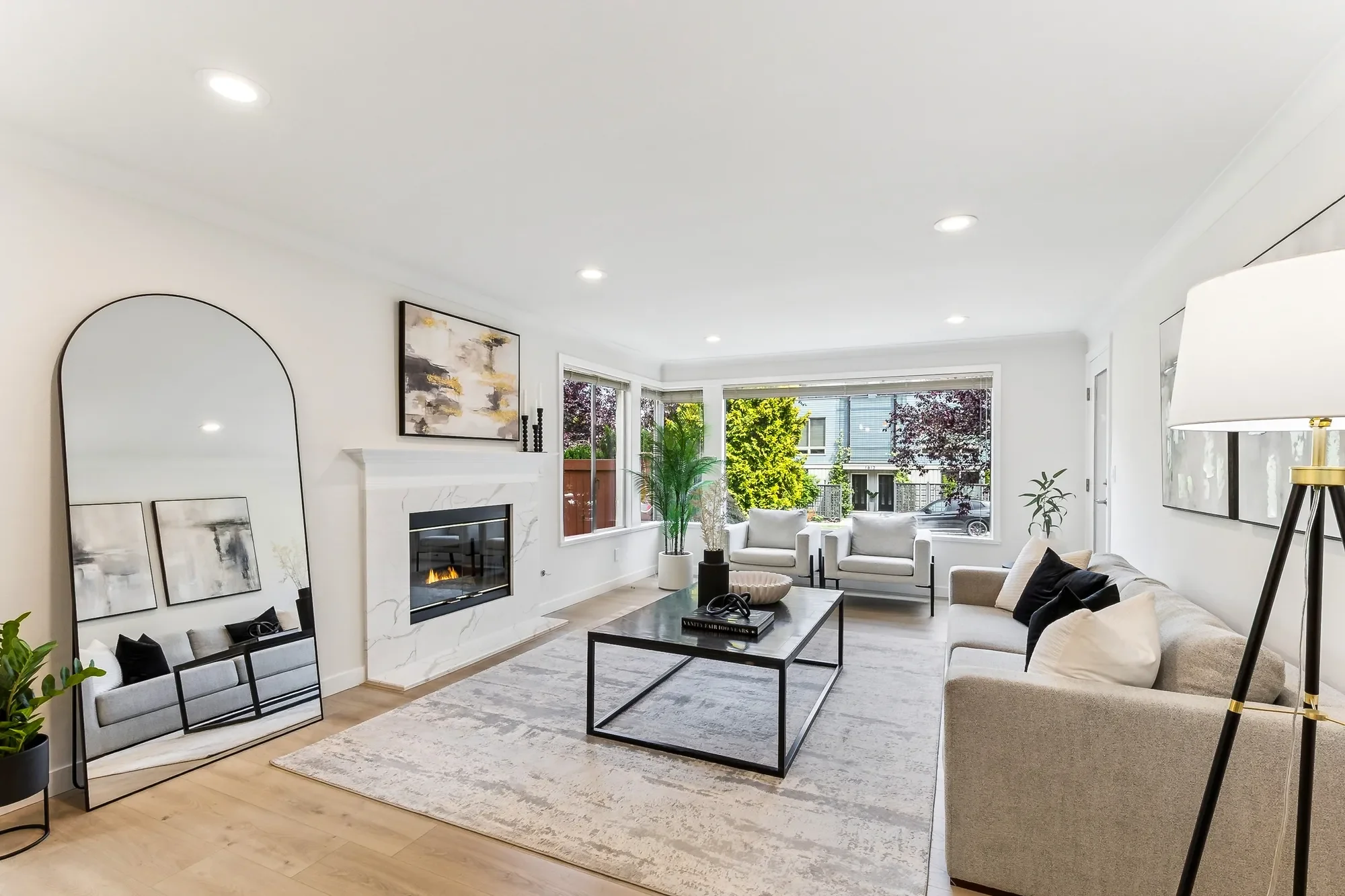 1613 California Ave SW Unit #101 , Seattle, WA 98116, Seattle, Washington, United States. - Photo 2