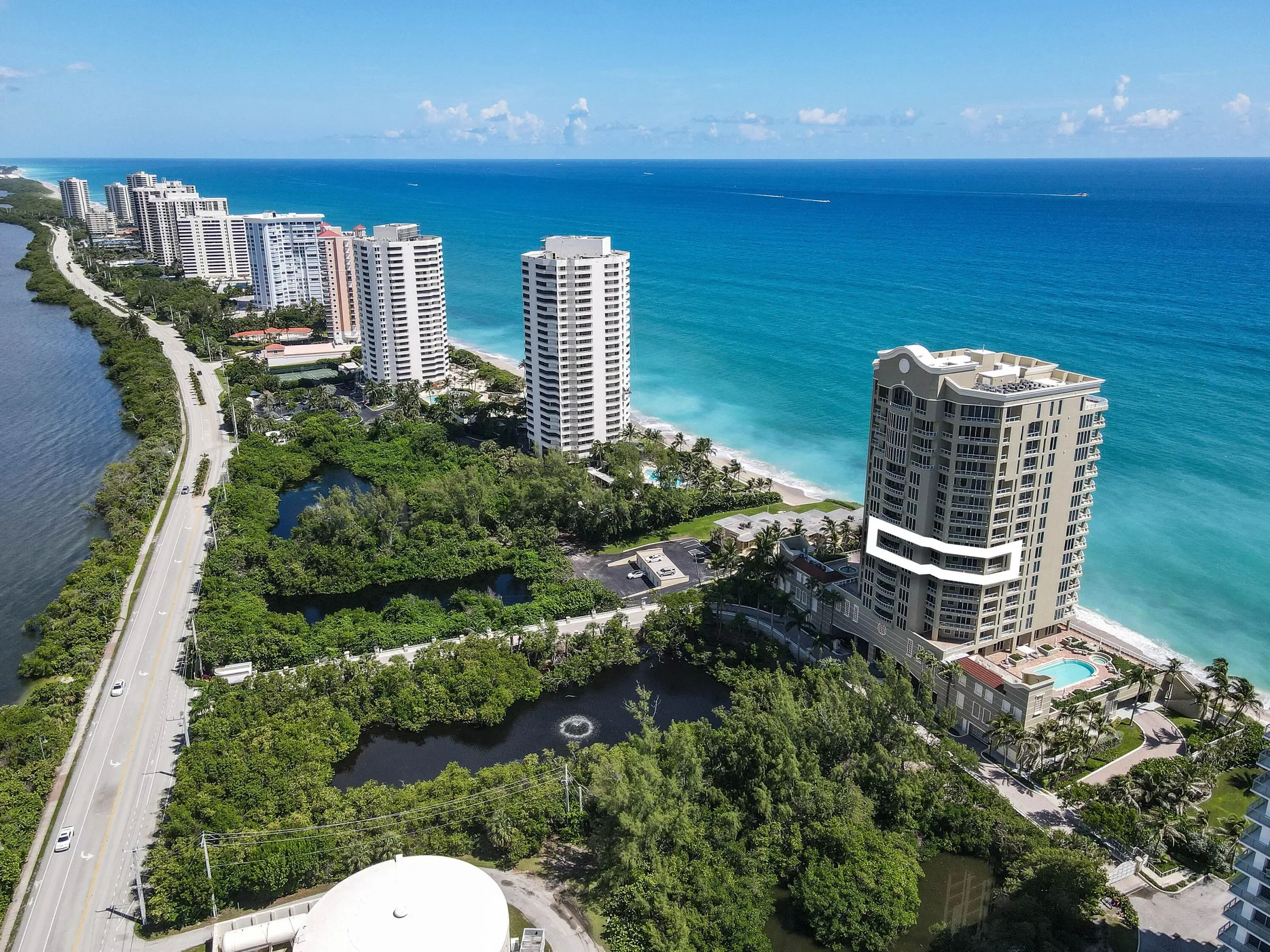 5050 N Ocean Drive 703, Riviera Beach, Florida, United States. - Photo 32