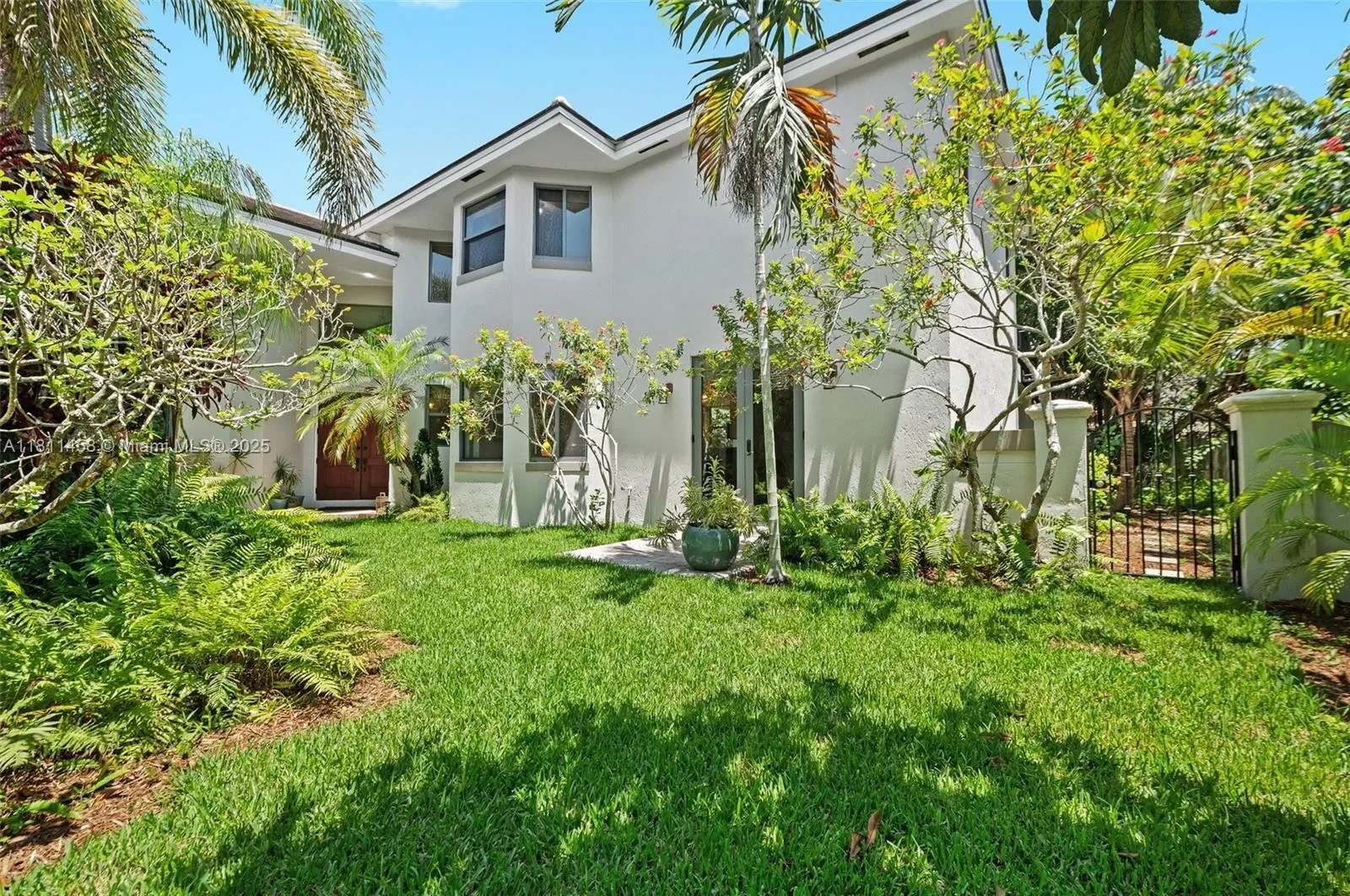 8205 SW 171st Ter, Cutler Bay, Florida, United States. - Photo 23