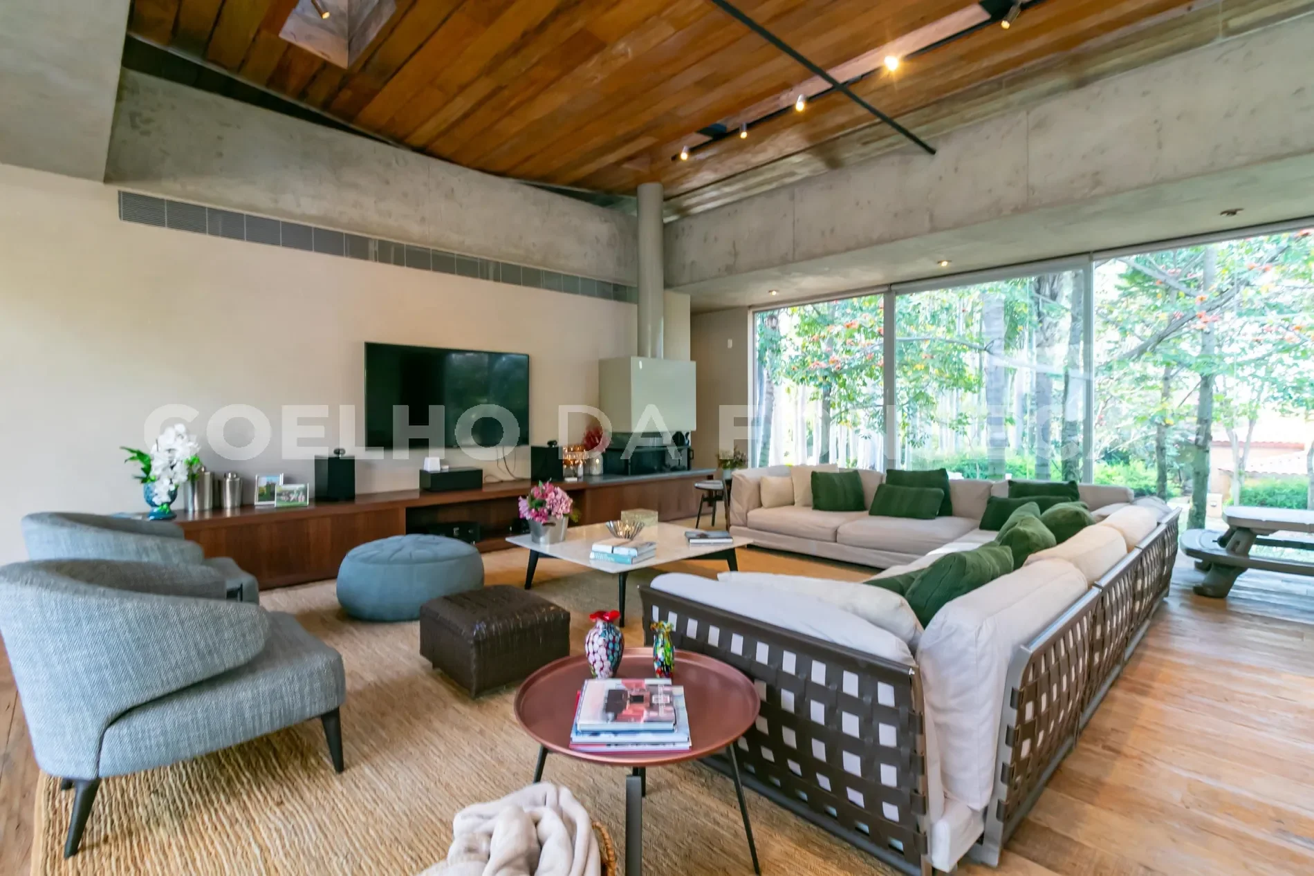 Gallery photo 4