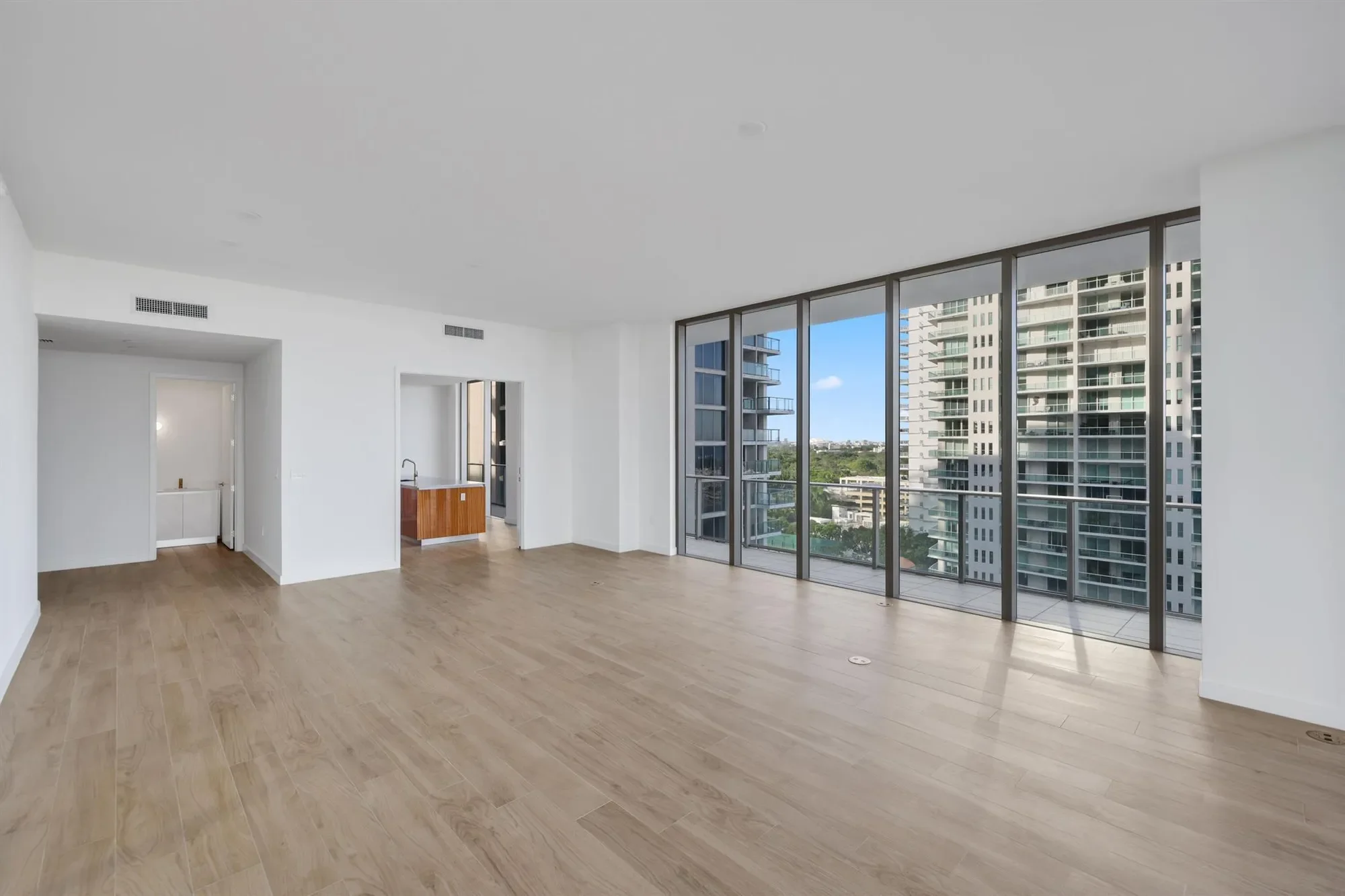 2655 S Bayshore Drive, Miami, Florida, United States. - Photo 27