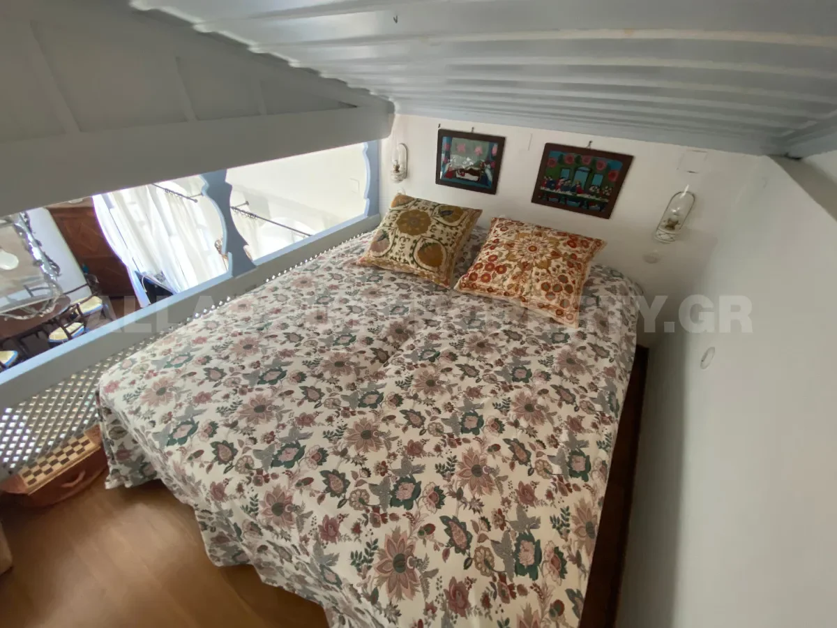 Gallery photo 2
