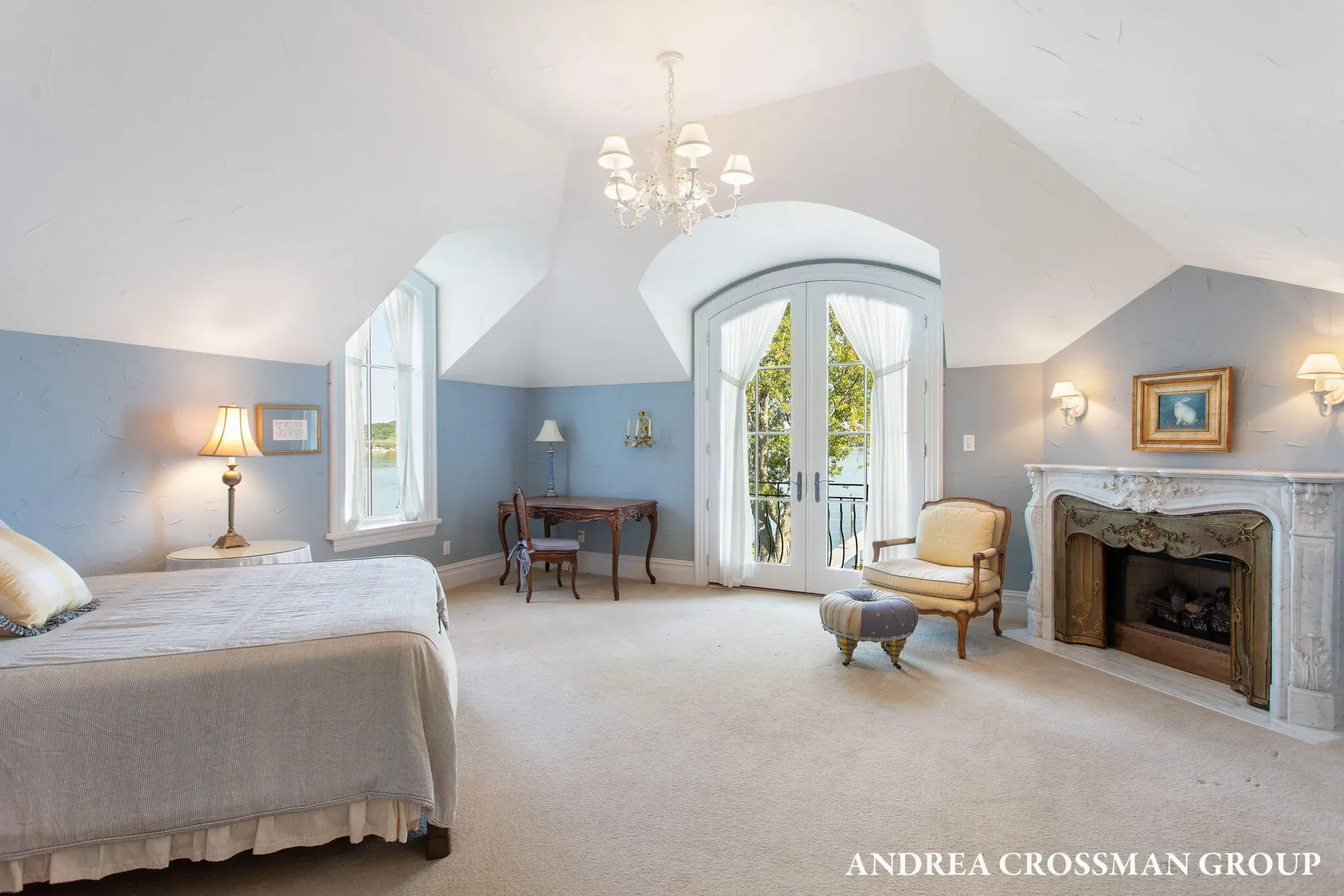 1933 South Shore Drive, Holland, MI 49423, Holland, Michigan, United States. - Photo 33