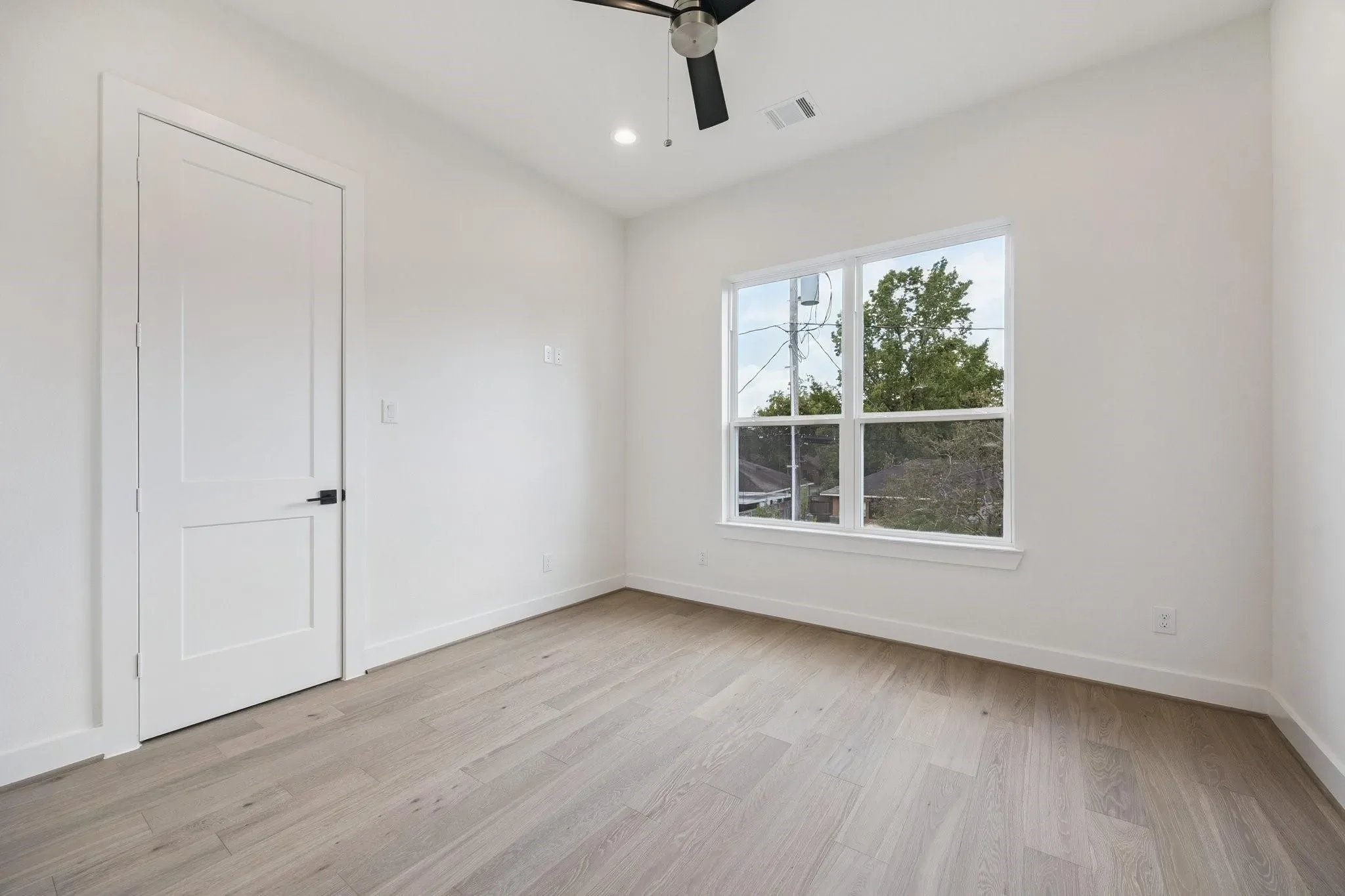 2211 Saxon Drive, Houston, Texas, United States. - Photo 7