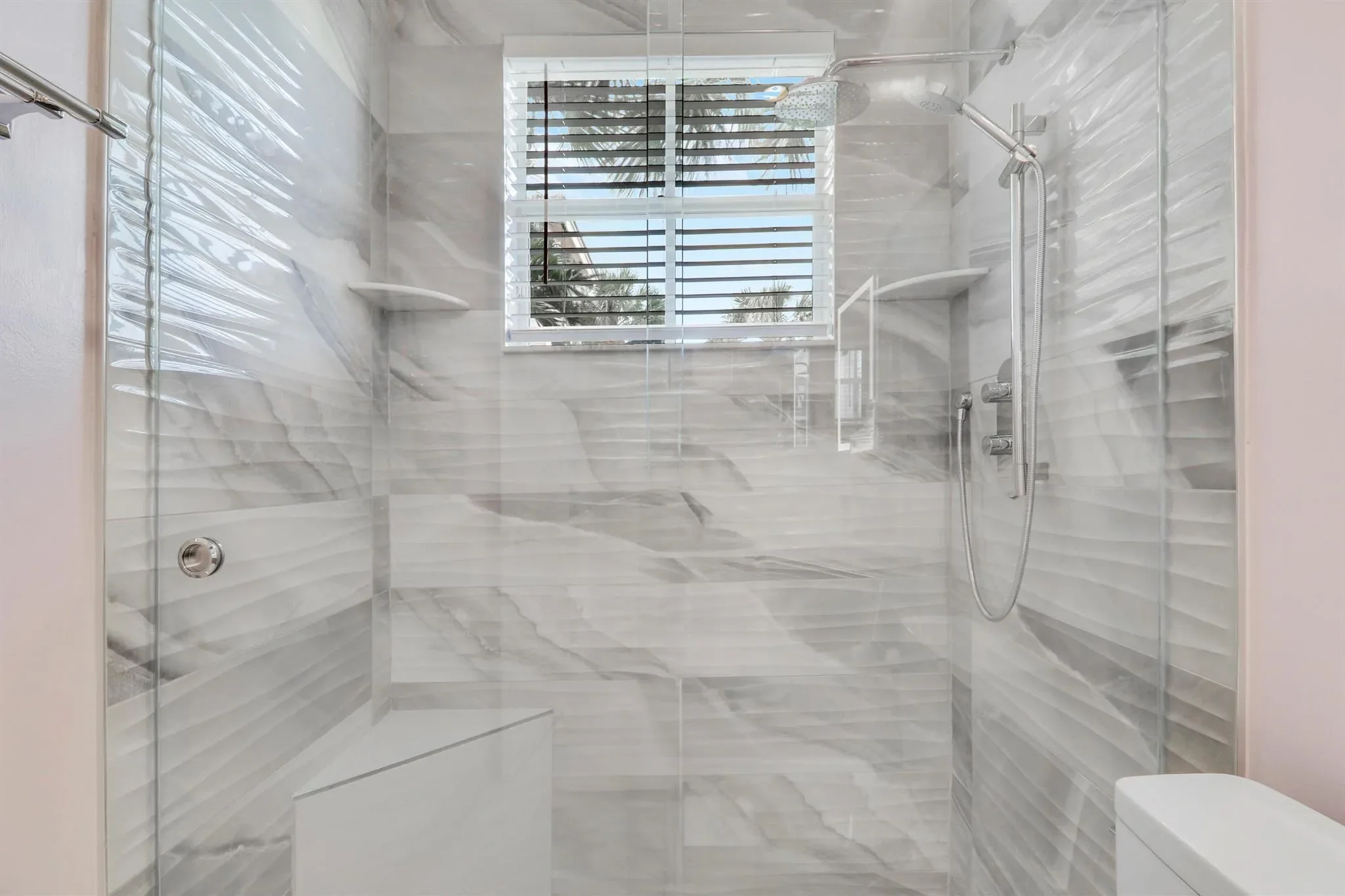 Gallery photo 10