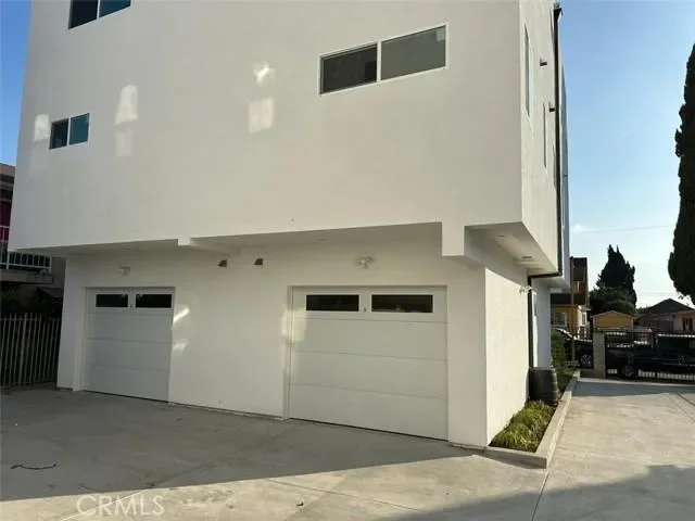 1731 E 69th, Los Angeles, CA 90001, Los Angeles, California, United States. - Photo 17
