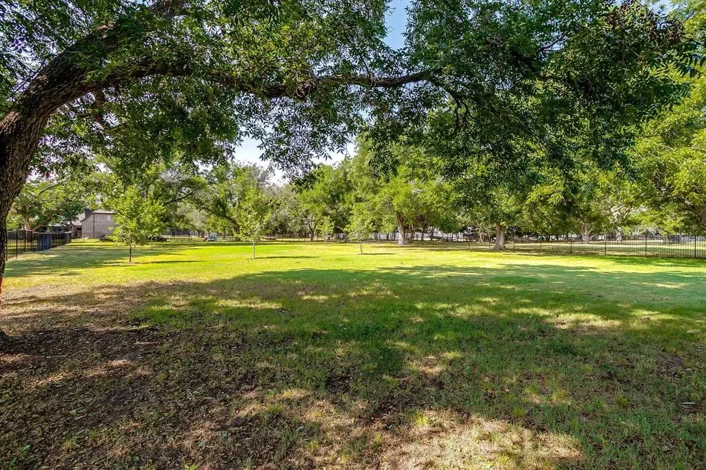 6251 Paper Shell Way, Fort Worth, Texas, United States. - Photo 32