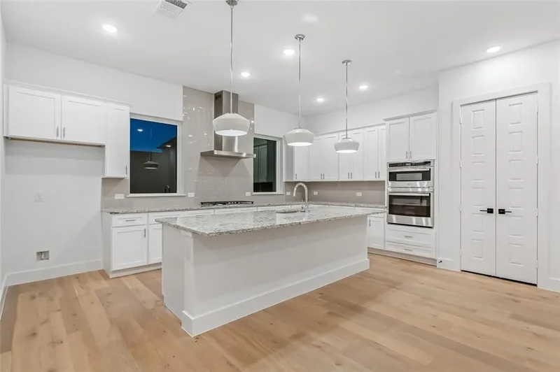 912 Banyan Tree Lane, Richardson, Texas, United States. - Photo 18