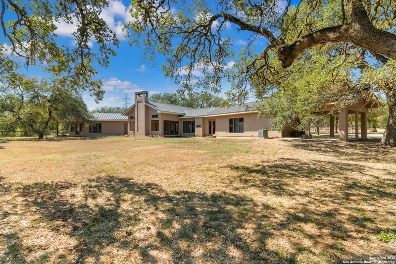 4025 Marion, Seguin, Texas, United States. - Photo 30