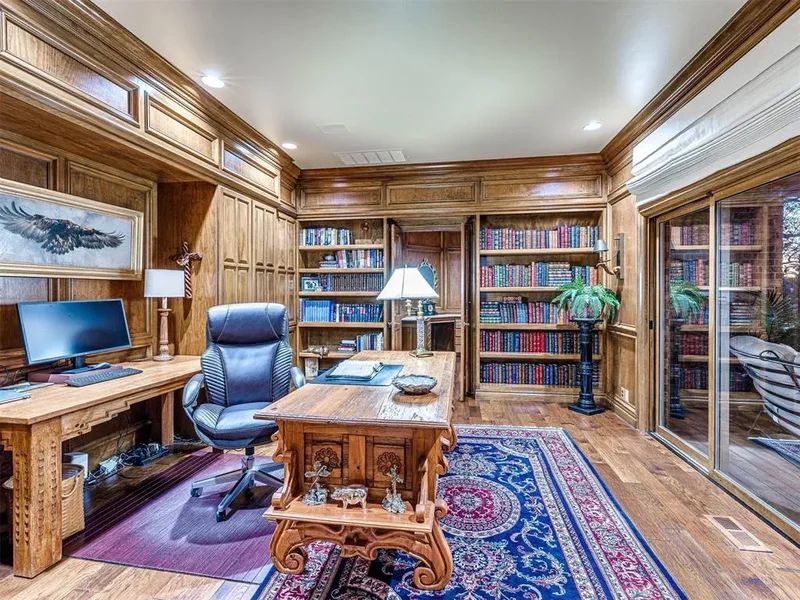 650 E Oak Place, Edmond, OK 73025, Edmond, Oklahoma, United States. - Photo 20