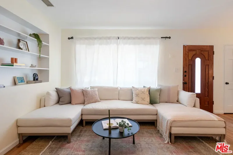 1809 N Rose Street, Burbank, California, United States. - Photo 6
