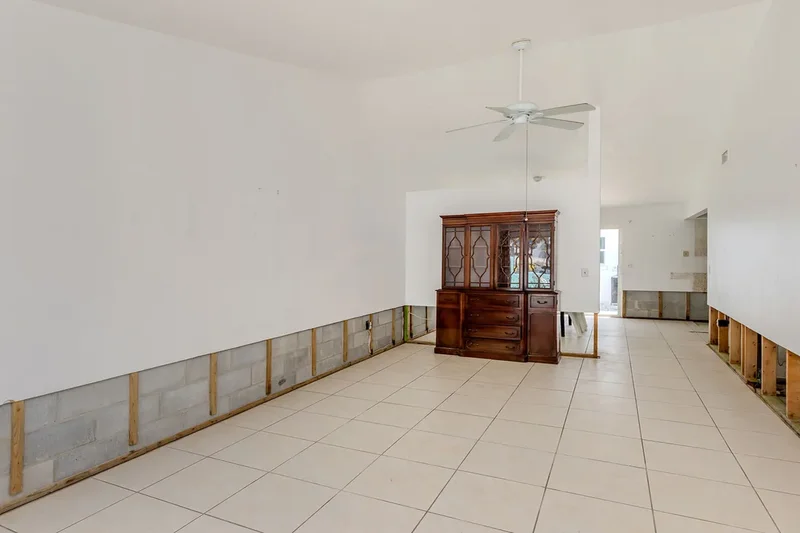 703 & 705 Golden Beach Boulevard, Venice, FL 34285, Venice, Florida, United States. - Photo 11